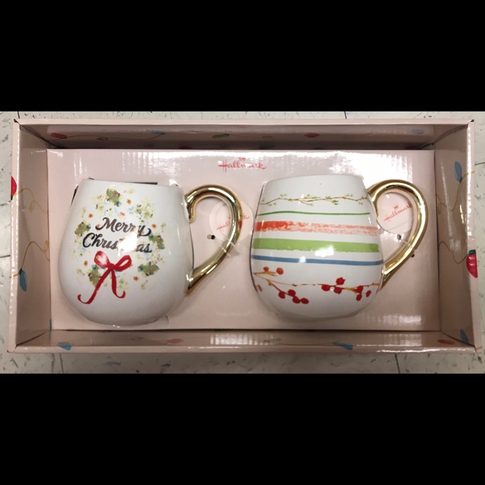 Christmas cups set redy for gif